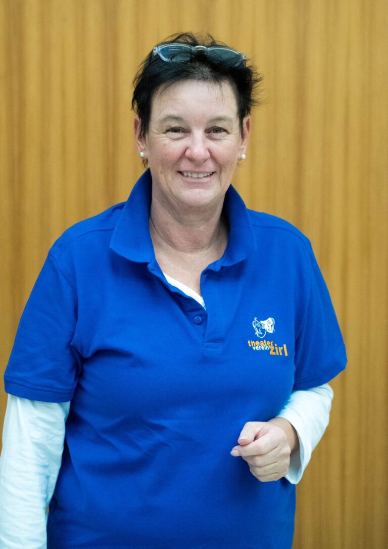 Mladek Andrea